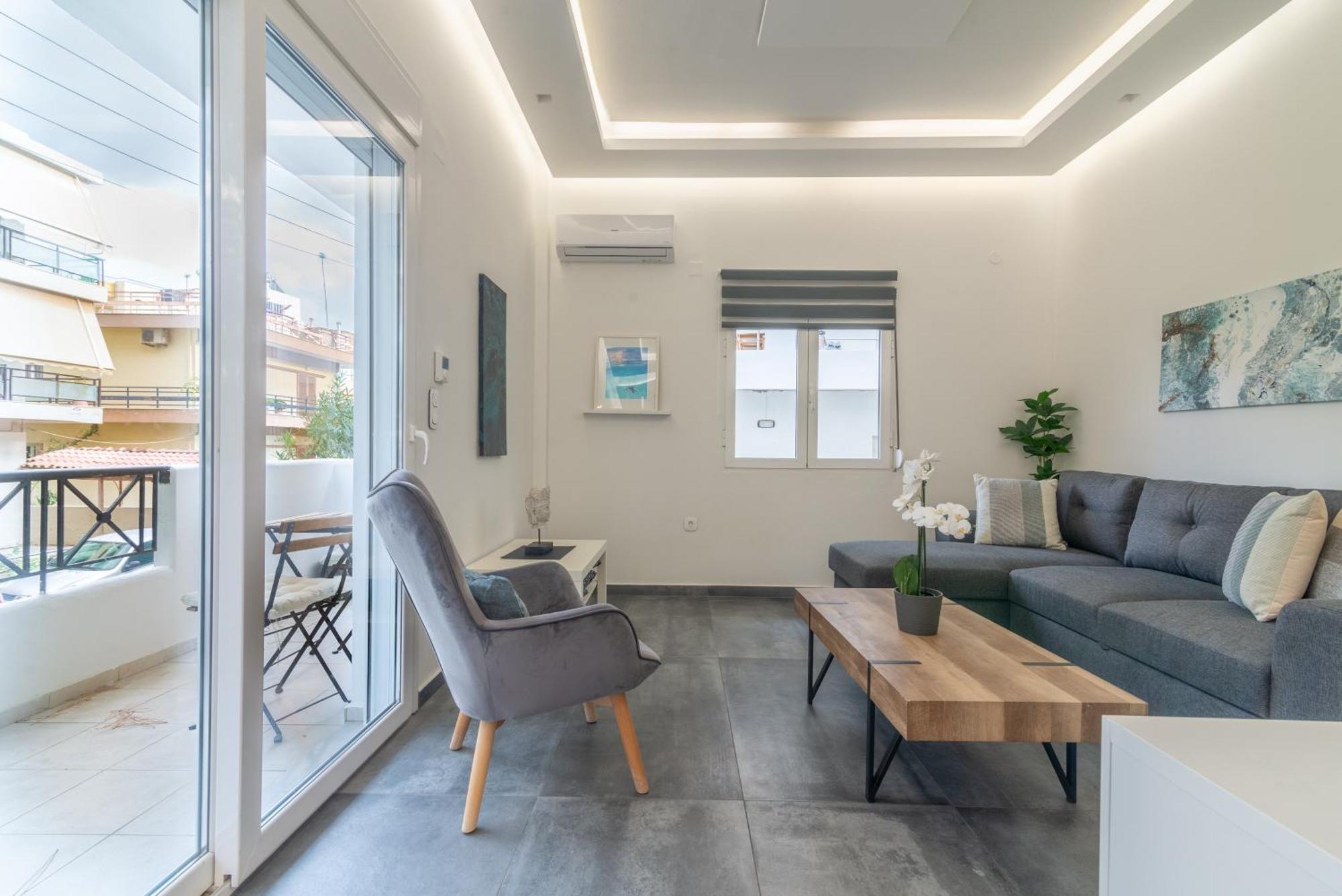 Misty Grey Apartment Near City Centre Heraklion  Bagian luar foto